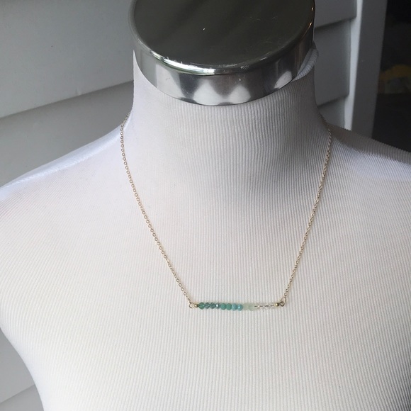 LAST! NWT ombré emerald beaded necklace - Picture 3 of 6